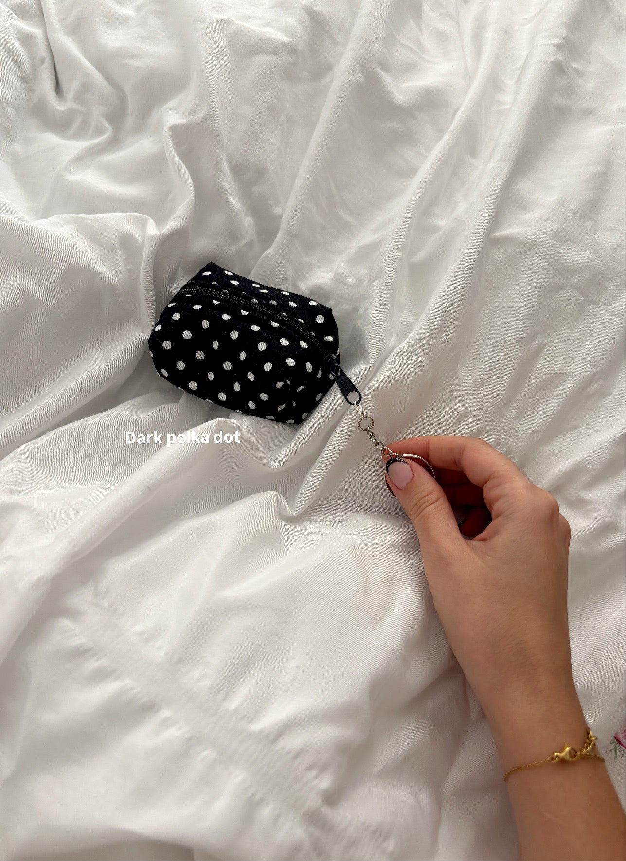 Polka dot keychains 🤍🖤