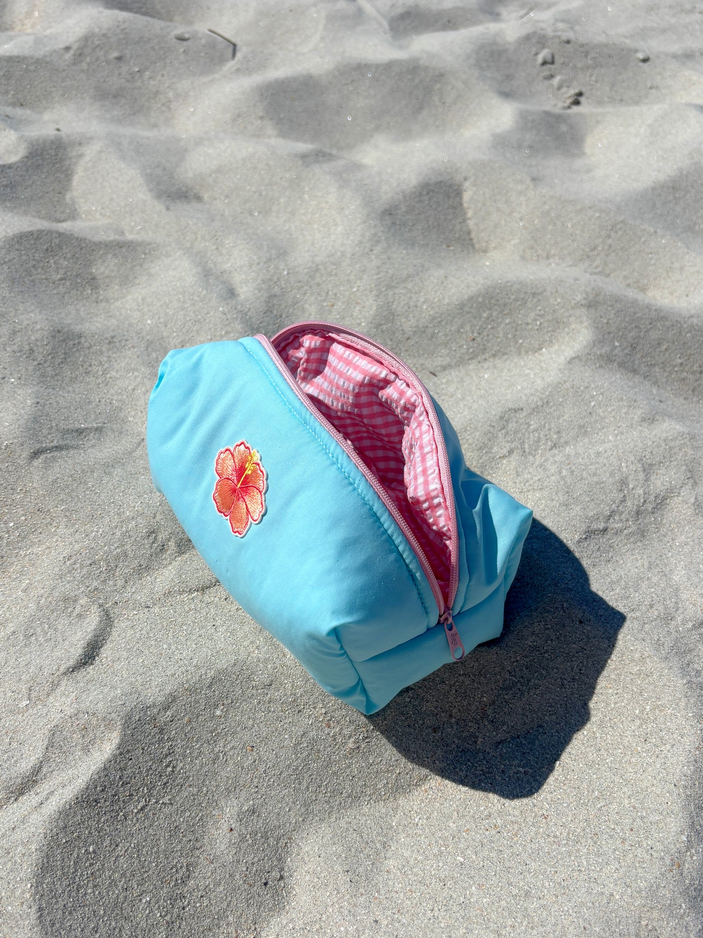 Hibiscus beauty case 🌺🩵 Small