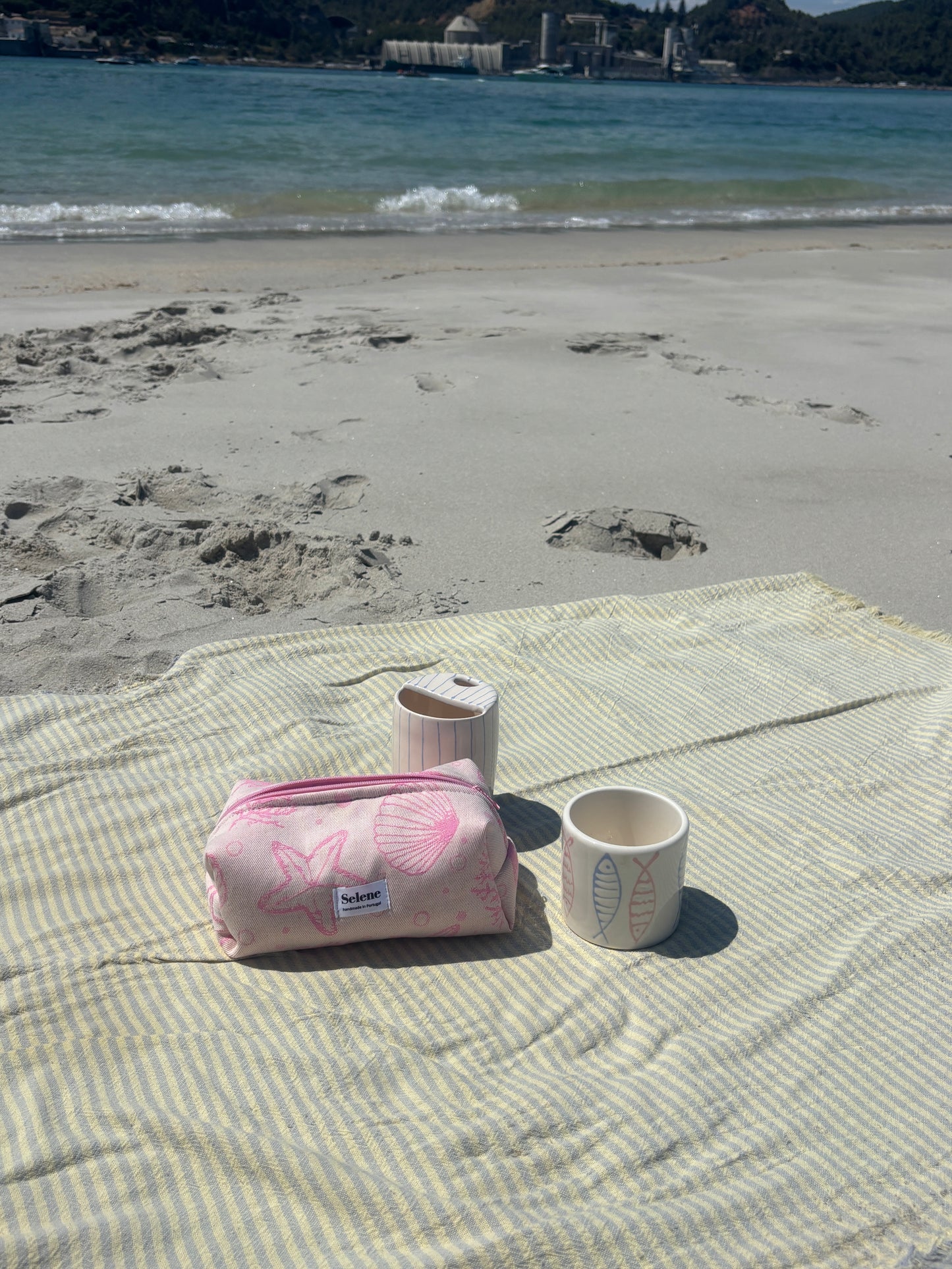 Cream Pink Coastal 💗🐚⭐️ Beauty Case