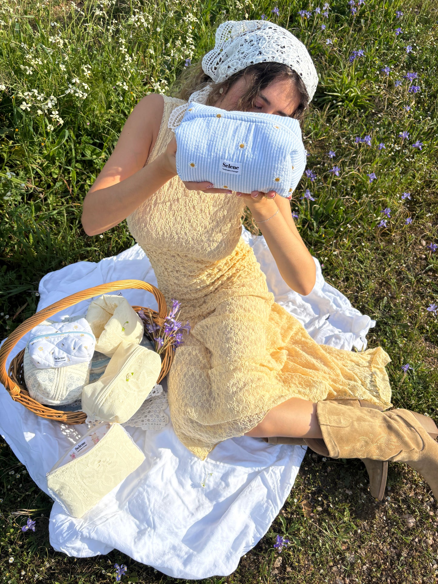 Daisy Spring 🩵🌼 Petite pochette
