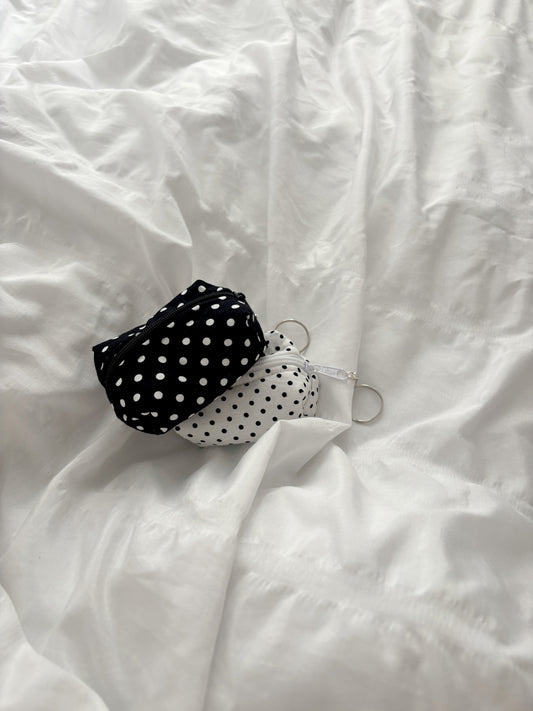 Polka dot keychains 🤍🖤