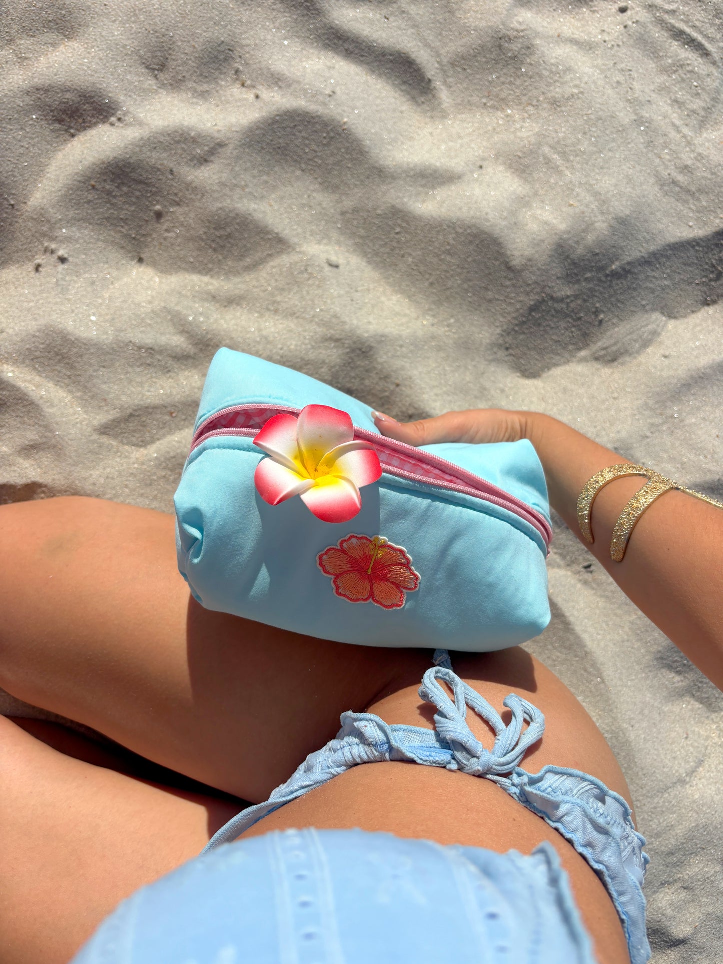 Hibiscus beauty case 🌺🩵 Small