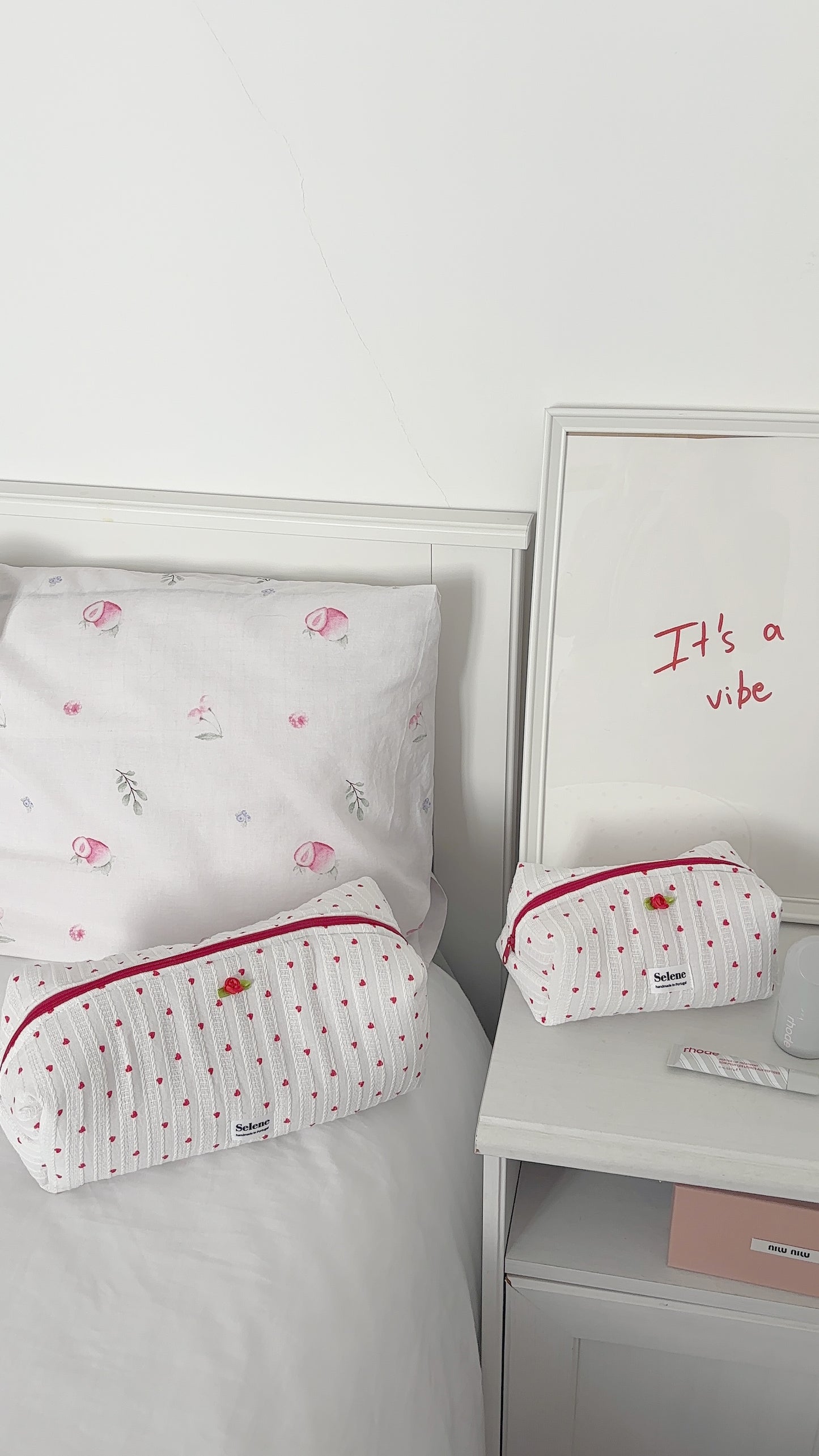 Hearts Lace Pouch 🥀