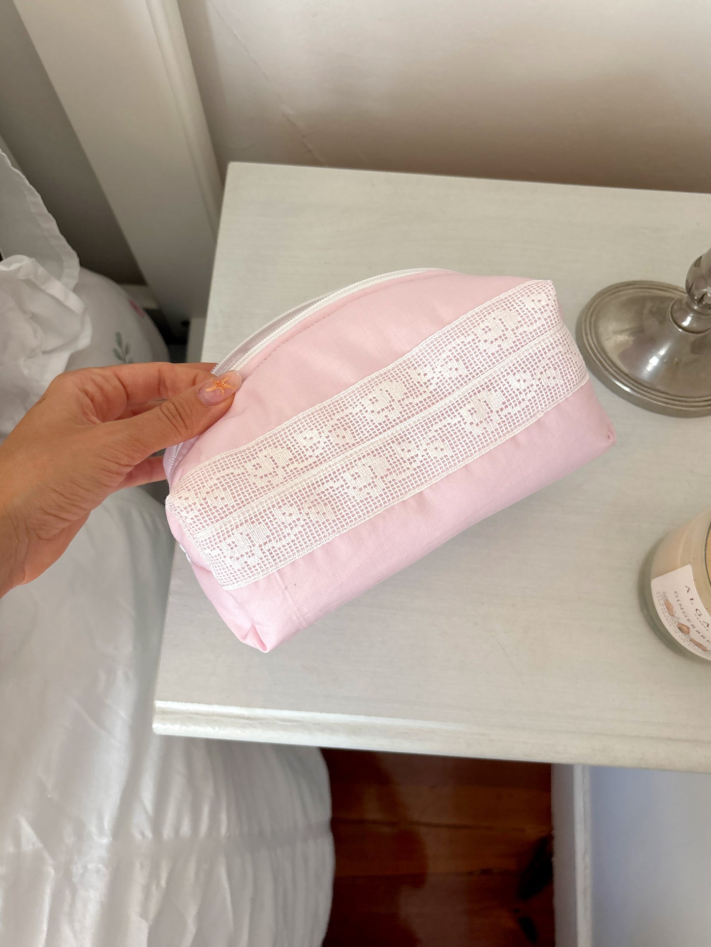 Pink embroidery beauty case 🤍💞🫧 Small