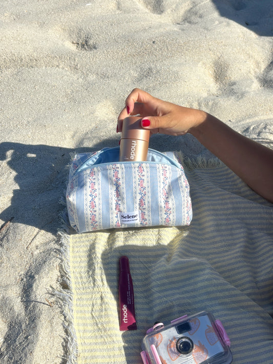 Mamma Mia 🩵🌸 Beauty Case