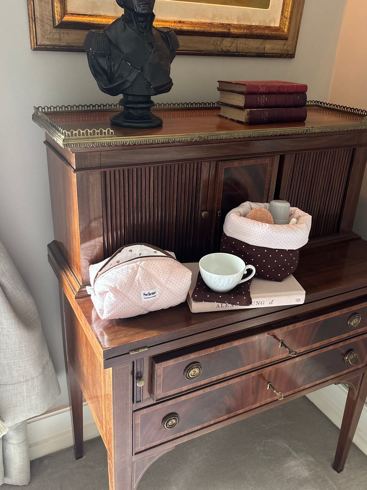 Soft Pink Polka Dots 🤎💗 Small