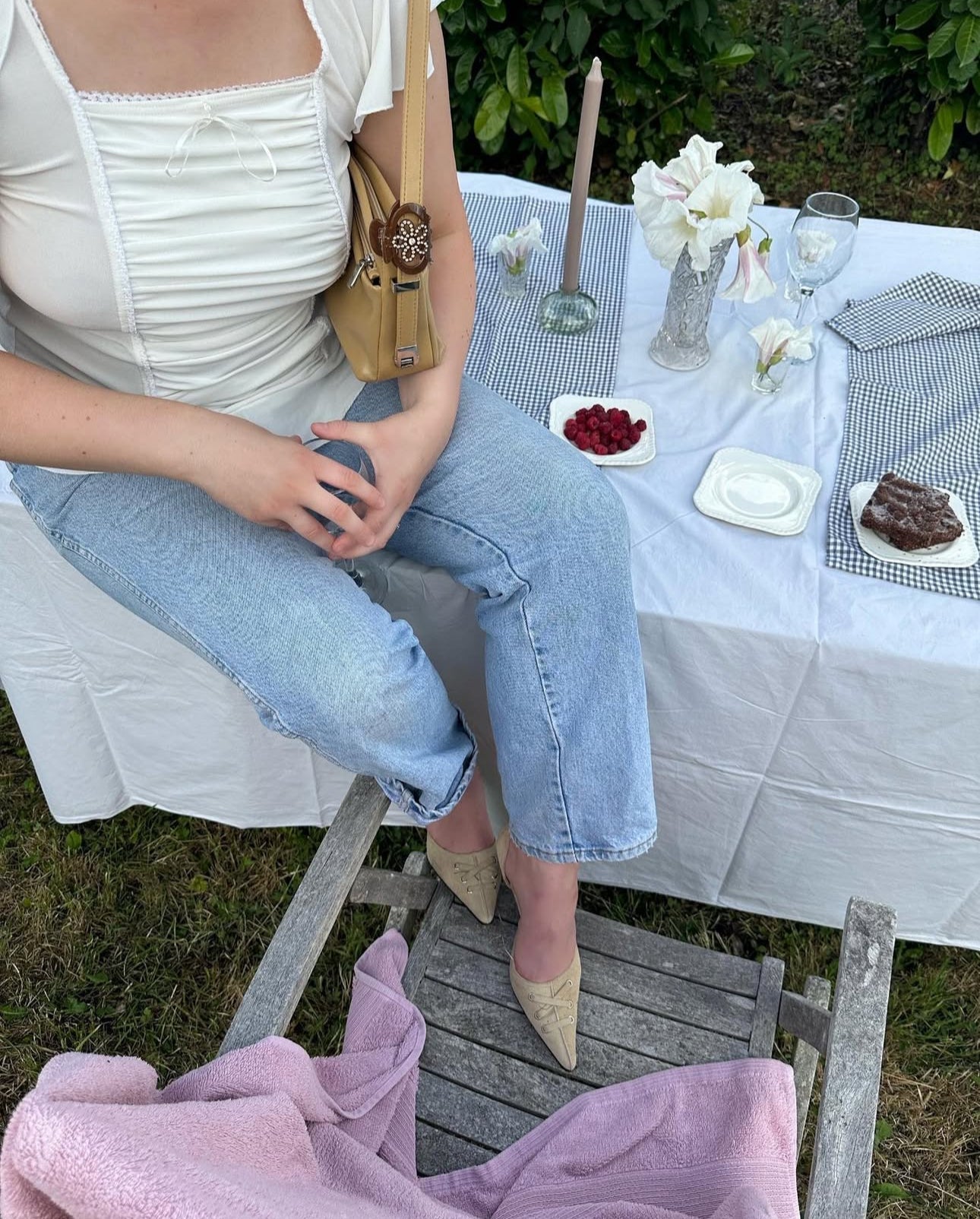 Nicky Sparkle Flower Hair Claws