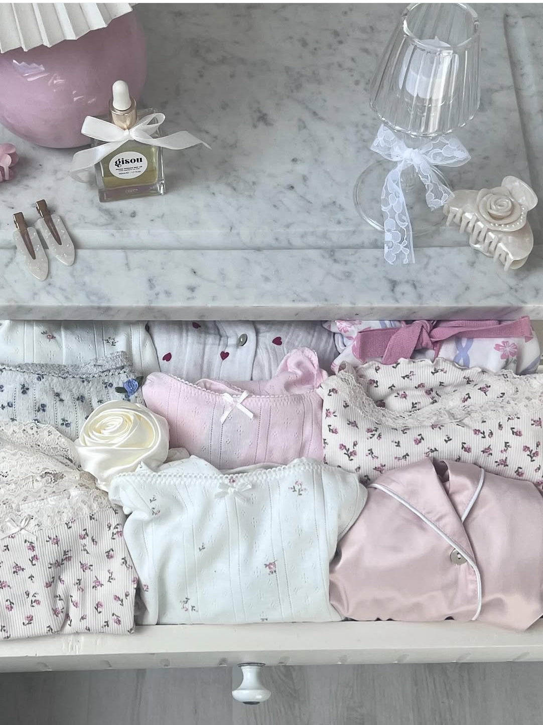 Nicky Rose Hair Claws