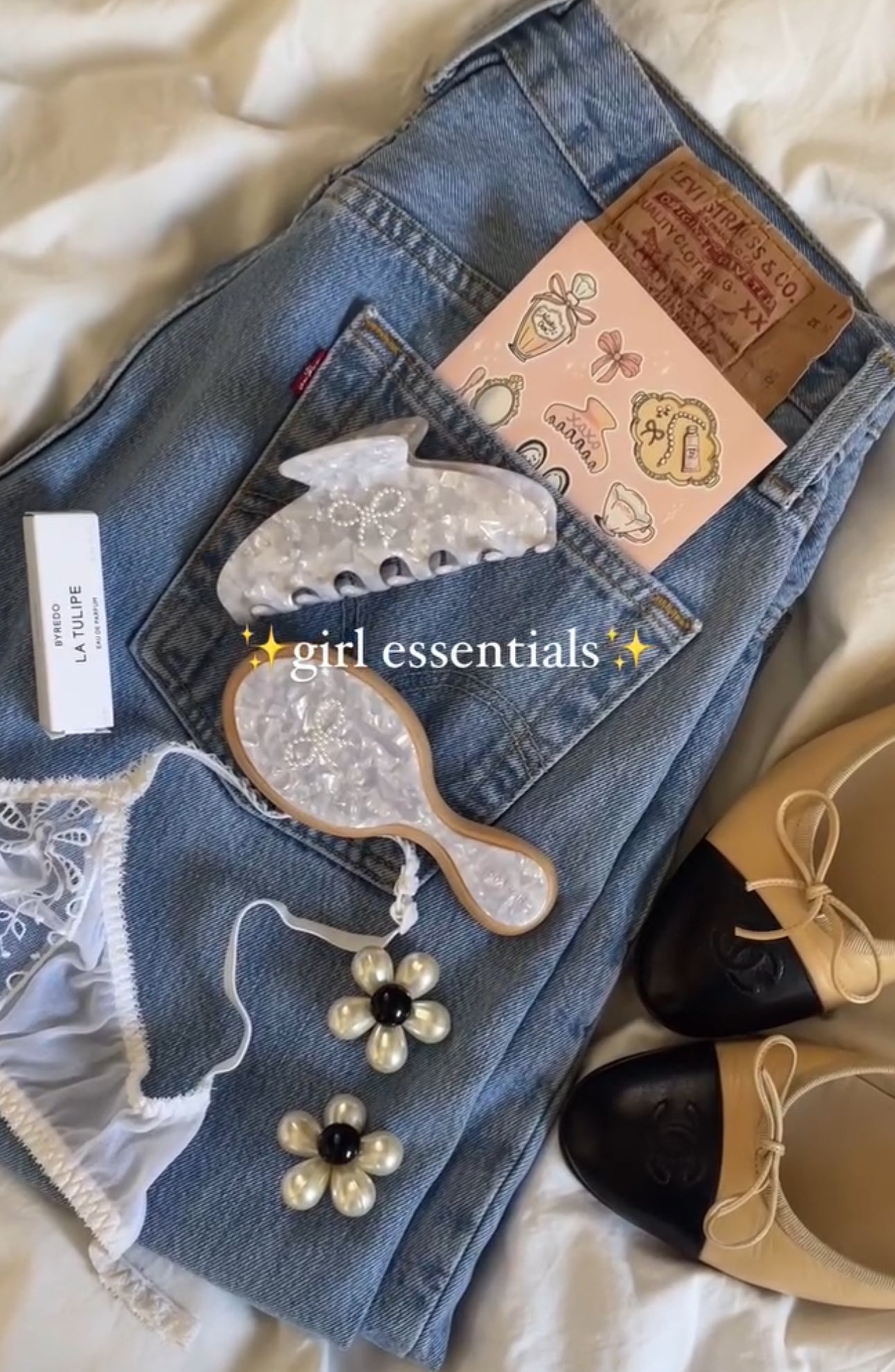 Nicky Bow Hair Claws