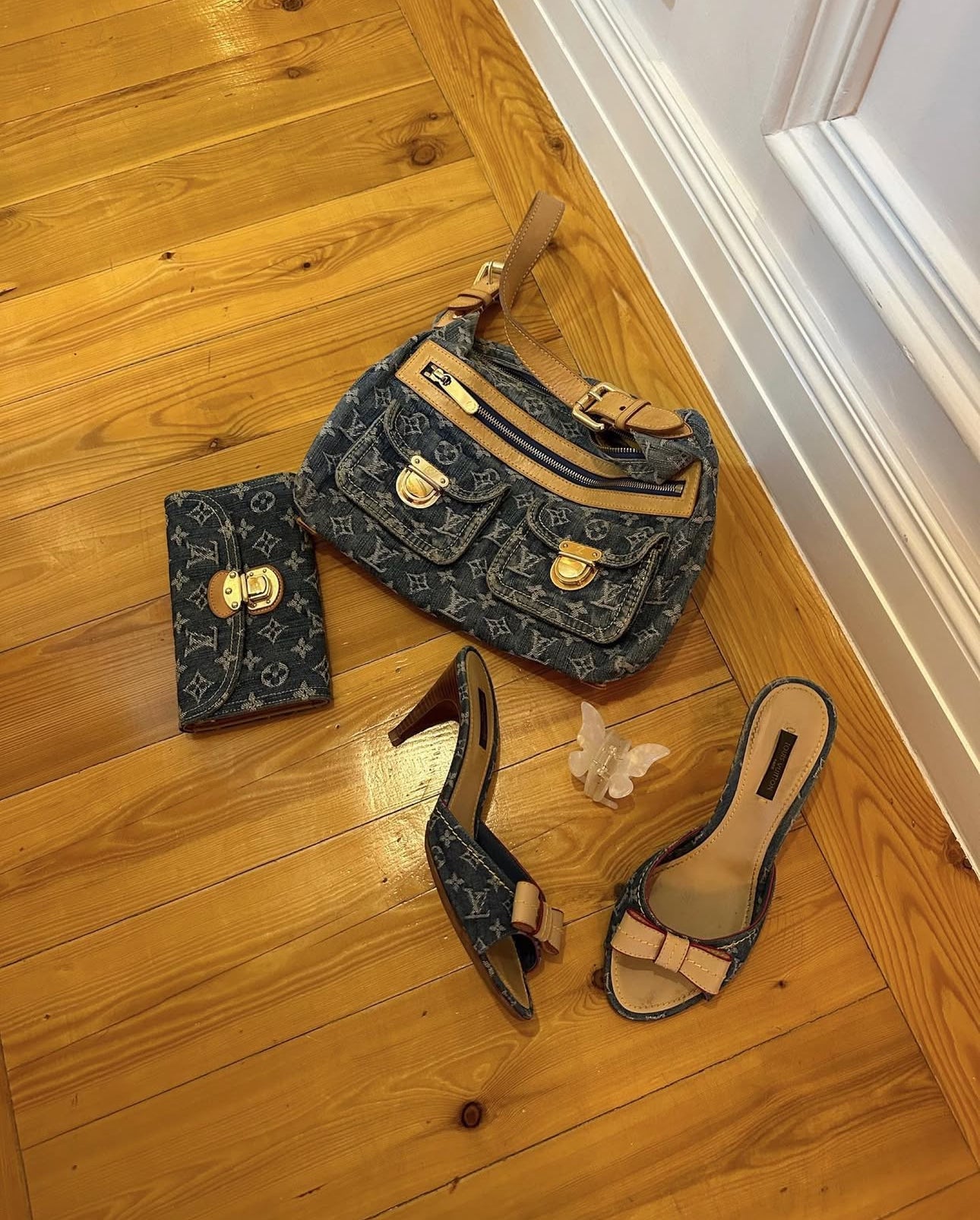 Nicky Butterfly Claw