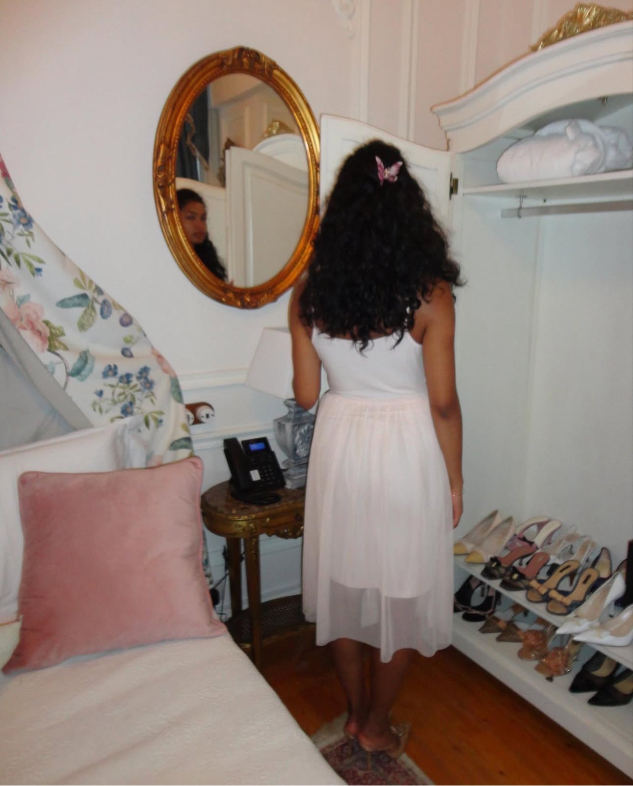 Nicky Butterfly Claw