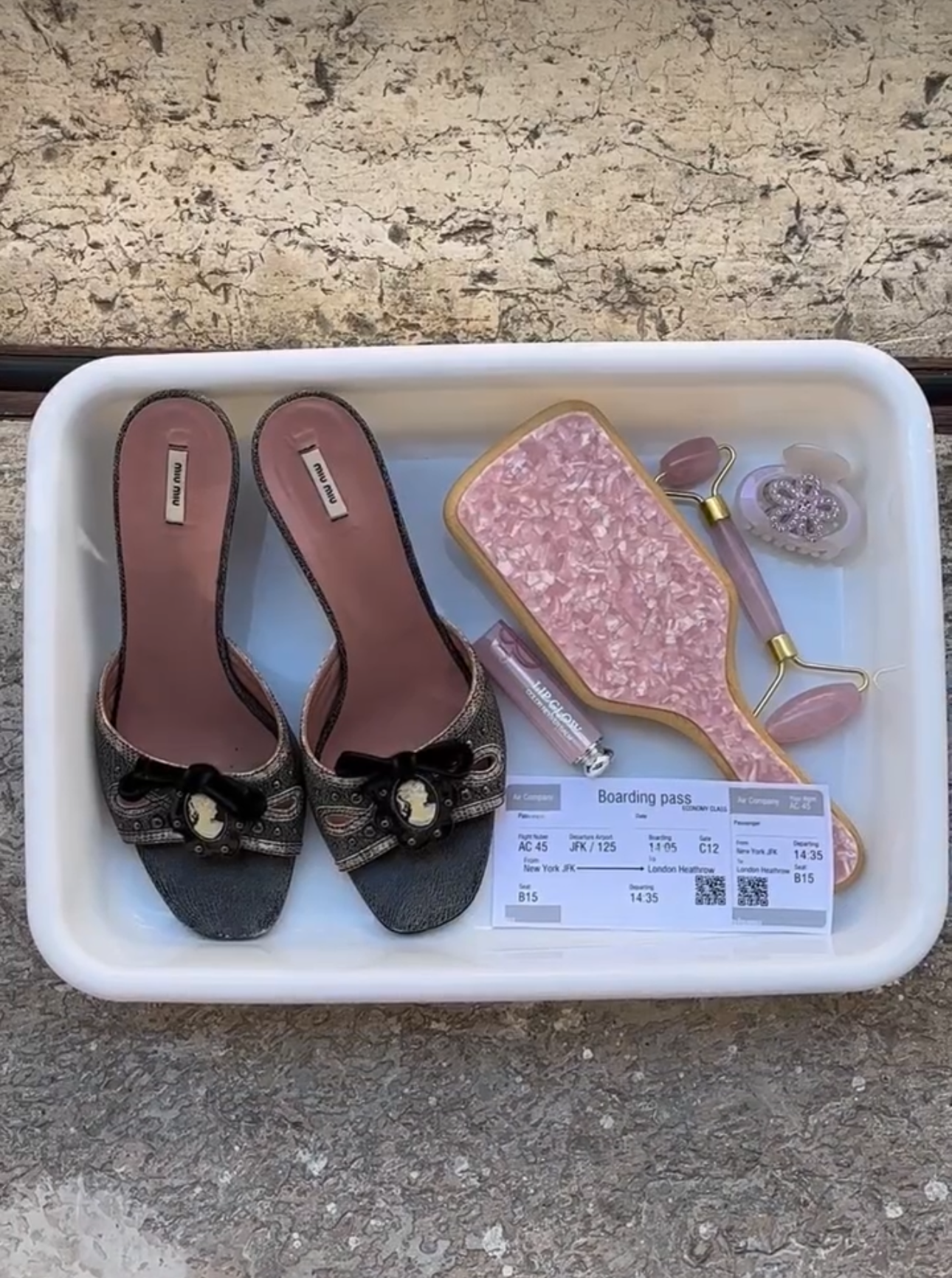 Nicky Sparkle Flower Hair Claws